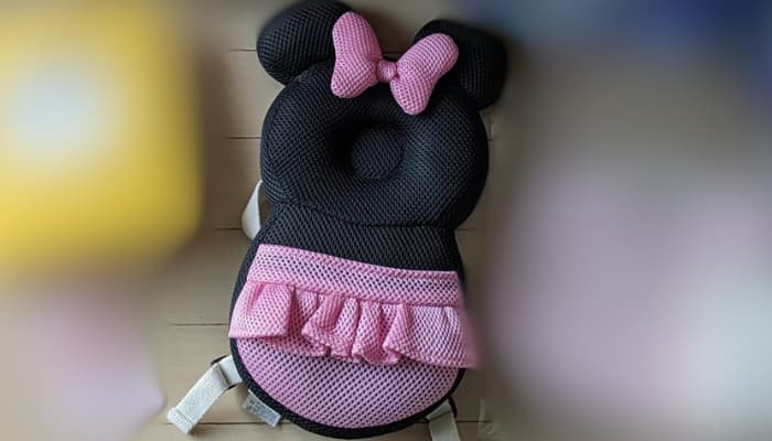 赤ちゃん用の転倒防止リュックとヘルメットのどっちがおすすめ